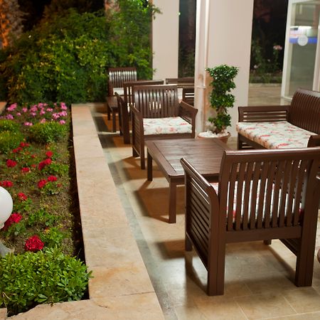 Kleopatra Aytur Apart Hotel Alanya Buitenkant foto