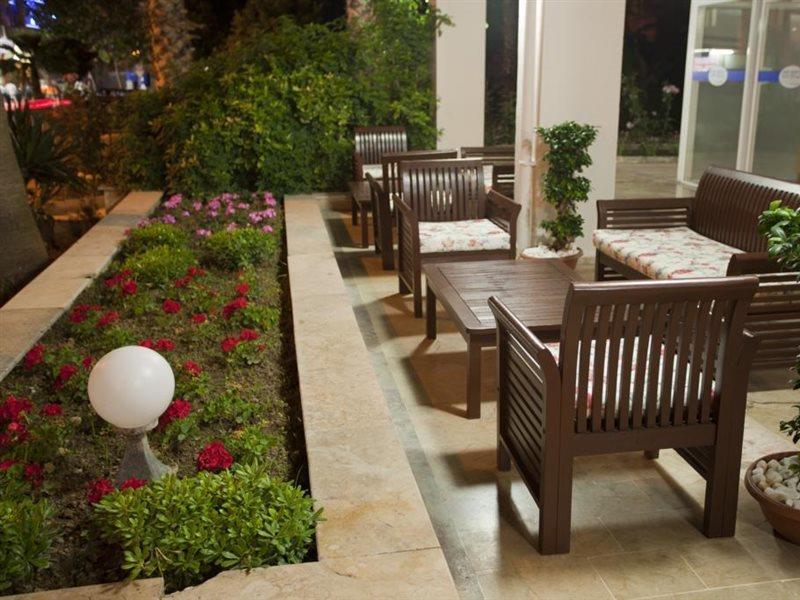 Kleopatra Aytur Apart Hotel Alanya Buitenkant foto