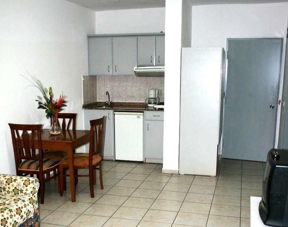 Kleopatra Aytur Apart Hotel Alanya Buitenkant foto